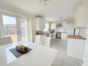 SYCAMORE MEWS- click for photo gallery